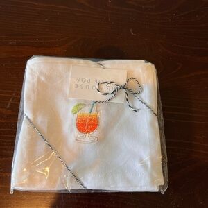 NWT embroidered cocktail napkins. Set of 4.​